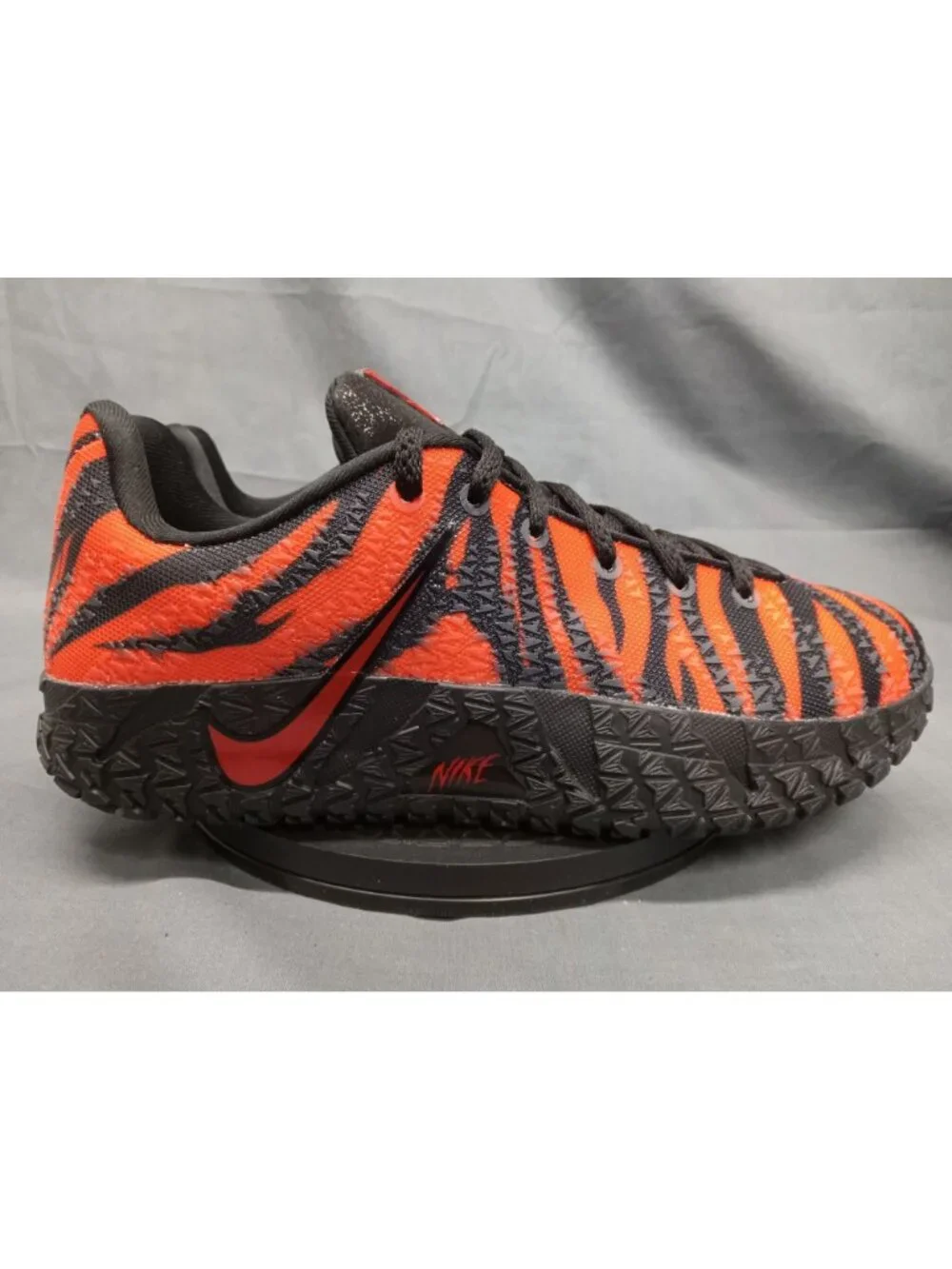 Nike Ja 3 Animal Pack Tiger (GS) Safety Orange Black Boys Size 5.5 NEW NO BOX!